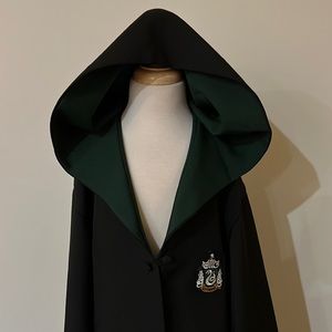 Harry Potter The Wizarding World Cape- Slythern